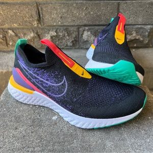 NWOT Nike Epic Phantom React FlyKnit Women’s Running Shoes